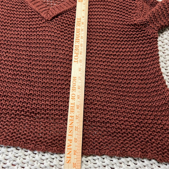 O’Neill Crotchet Knit V Neck Sweater L - Picture 7 of 7